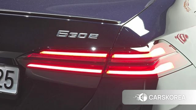 BMW 5 Series (G60) id 4686727 из Кореи 15