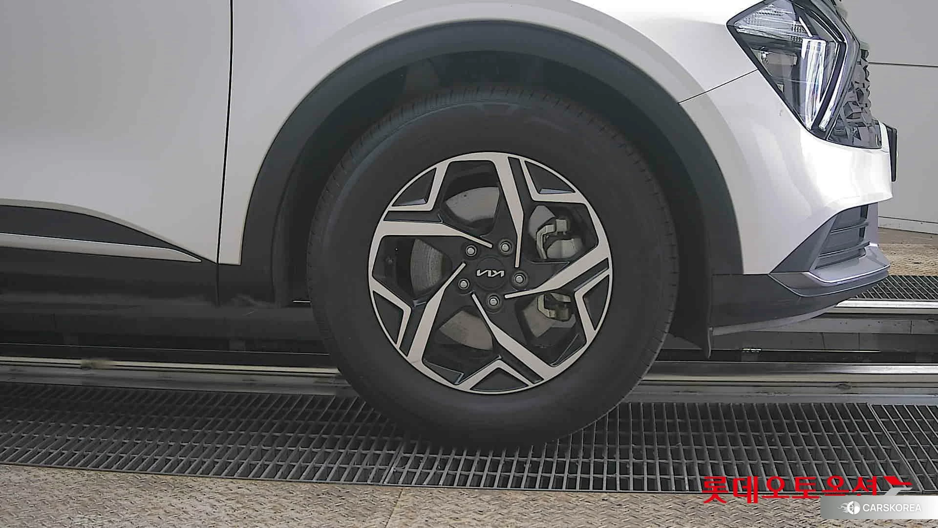 Kia Sportage id 3875731 из Кореи 15