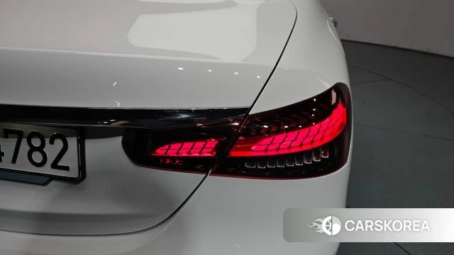 Mercedes-Benz E-Class W213 id 4315600 из Кореи 15