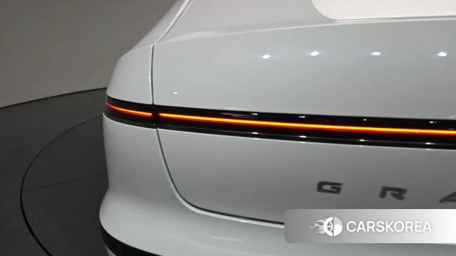 Hyundai Grandeur Hybrid (GN7) id 4308286 из Кореи 15