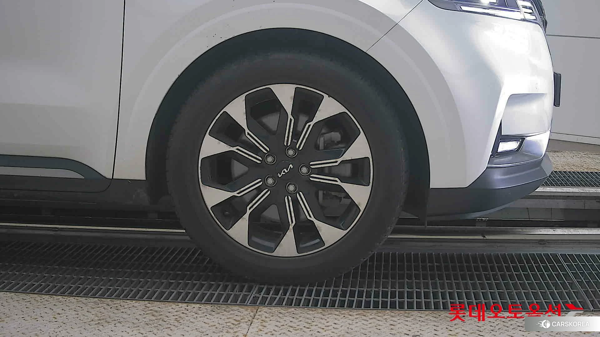Kia Carnival id 4674228 из Кореи 15
