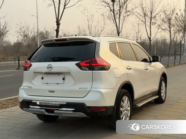 Nissan Qijun id 4207572 из Китая 15