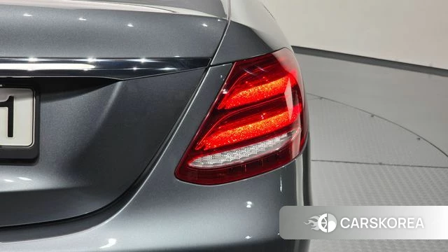 Mercedes-Benz E-Class W213 id 4483384 из Кореи 15