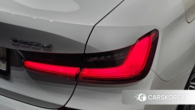 BMW 3 Series (G20) id 4698641 из Кореи 15