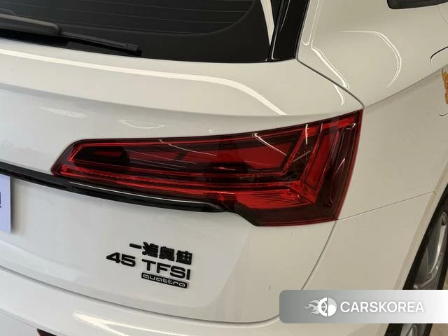 Audi Q5L id 4276051 из Китая 15