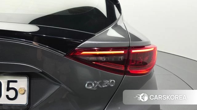 Infiniti QX30 id 4568217 из Кореи 15