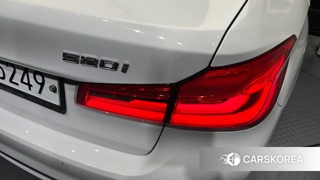 BMW 5 Series (G30) id 4435536 из Кореи 15