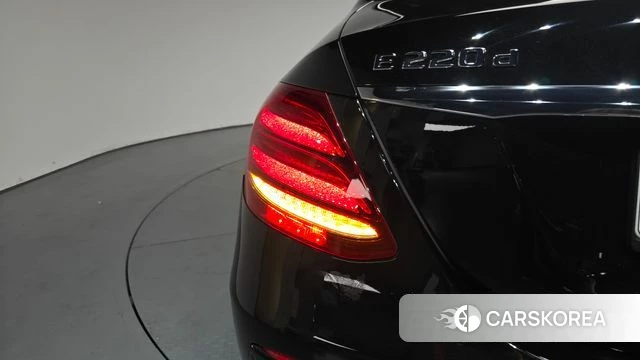 Mercedes-Benz E-Class W213 id 4371501 из Кореи 15