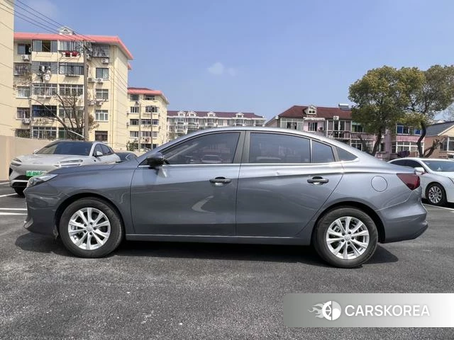 Roewe i5 id 4238091 из Китая 15