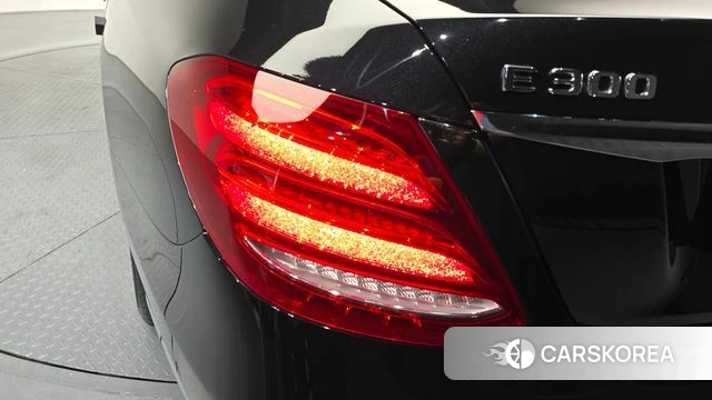 Mercedes-Benz E-Class W213 id 4610425 из Кореи 15