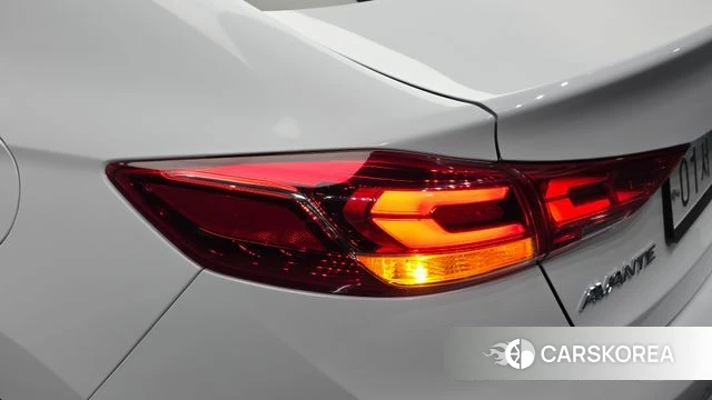Hyundai Avante AD id 4865627 из Кореи 15