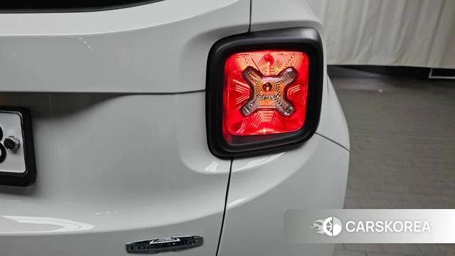 Jeep Renegade id 4604844 из Кореи 15