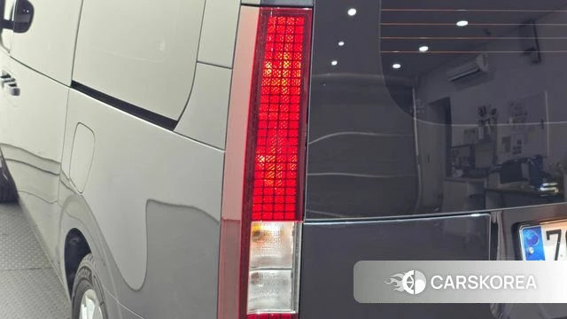 Hyundai Staria id 4468898 из Кореи 15