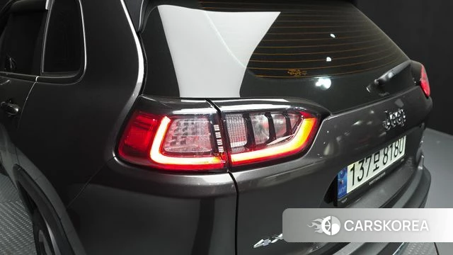 Jeep Cherokee (KL) id 4196090 из Кореи 15