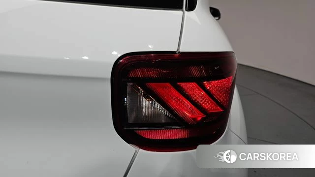 Hyundai Venue id 4589897 из Кореи 15