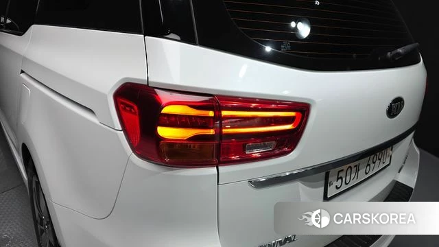 Kia The New Carnival id 4325843 из Кореи 15