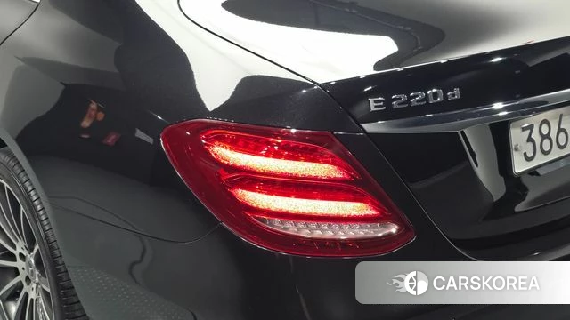 Mercedes-Benz E-Class W213 id 4520131 из Кореи 15