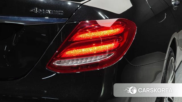 Mercedes-Benz E-Class W213 id 4856174 из Кореи 15