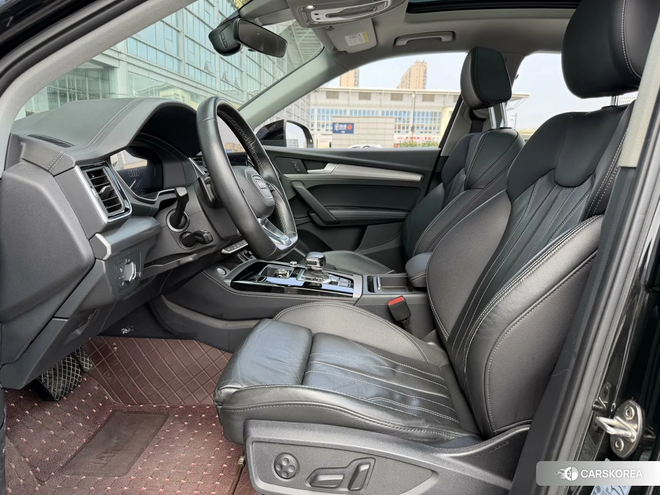 Audi Q5L id 4452509 из Китая 15
