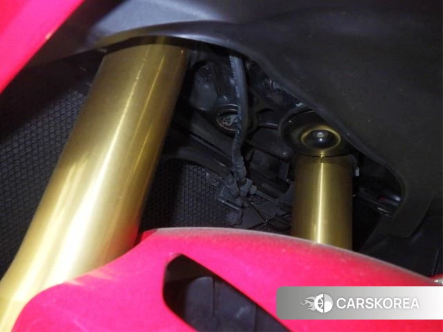 Проданный Honda CBR1000RR SP id 3999570 из Японии, фото 15