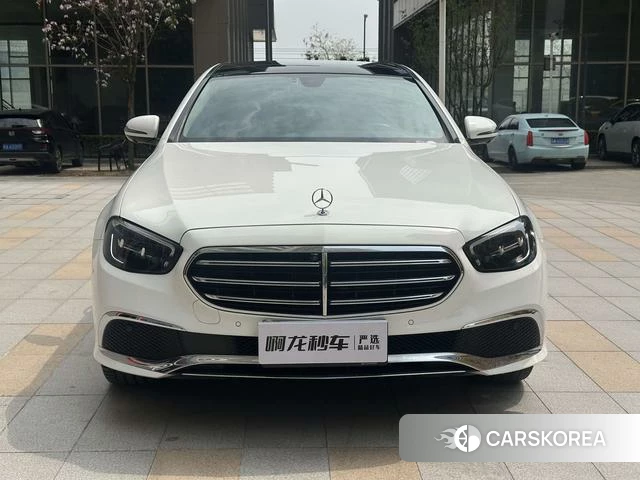 Mercedes-Benz E-class id 4263698 из Китая 15
