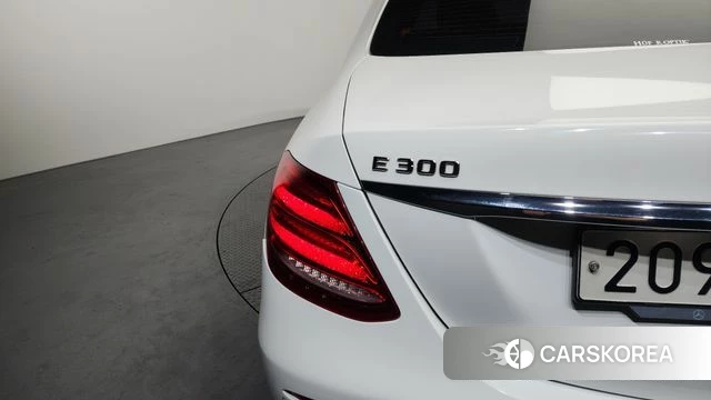 Mercedes-Benz E-Class W213 id 4285915 из Кореи 15