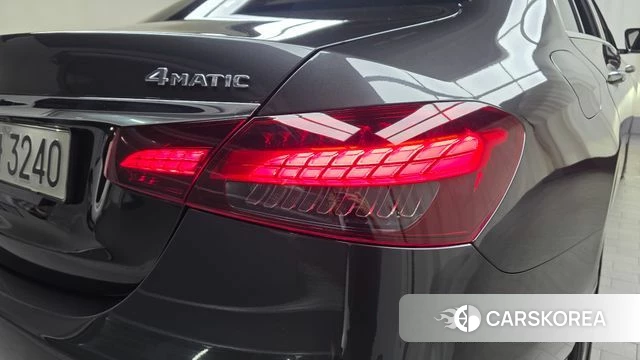 Mercedes-Benz E-Class W213 id 4793151 из Кореи 15