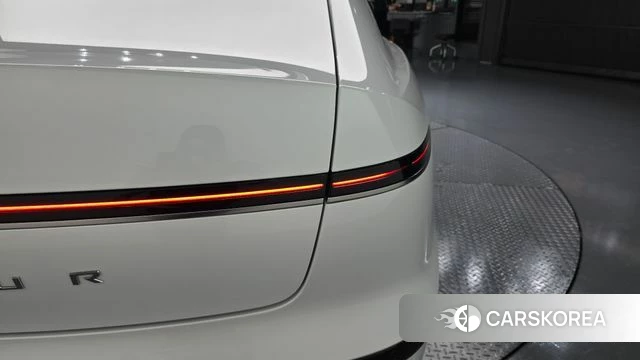 Hyundai Grandeur (GN7) id 4360613 из Кореи 15