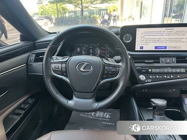 Lexus ES id 4321077 из Китая 15