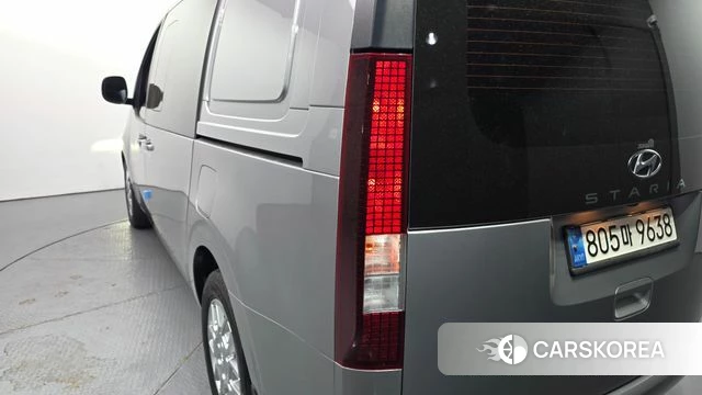 Hyundai Staria id 4186947 из Кореи 15