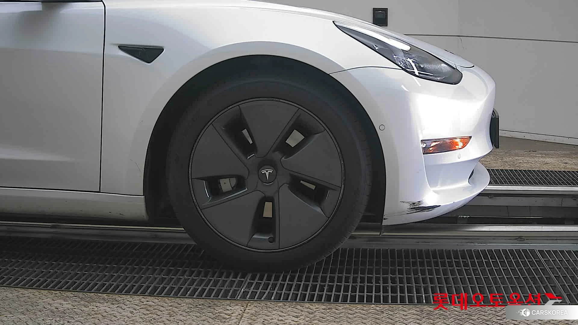 Tesla Model 3 Long Range id 3888286 из Кореи 15