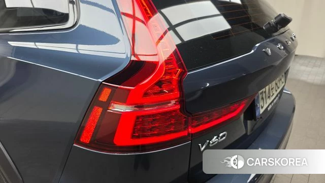 Volvo V60 Cross-Country 2nd Generation id 4249989 из Кореи 15
