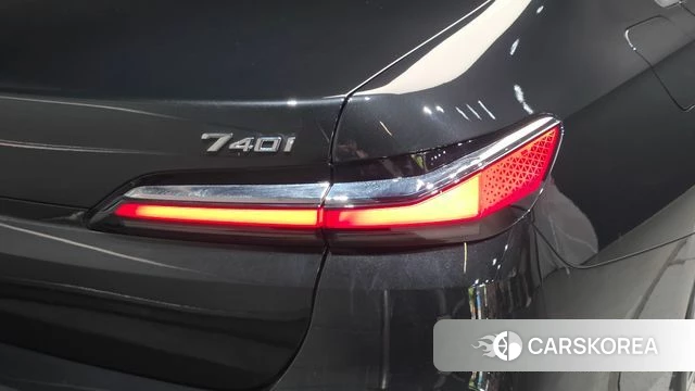 BMW 7 Series (G70) id 4602170 из Кореи 15