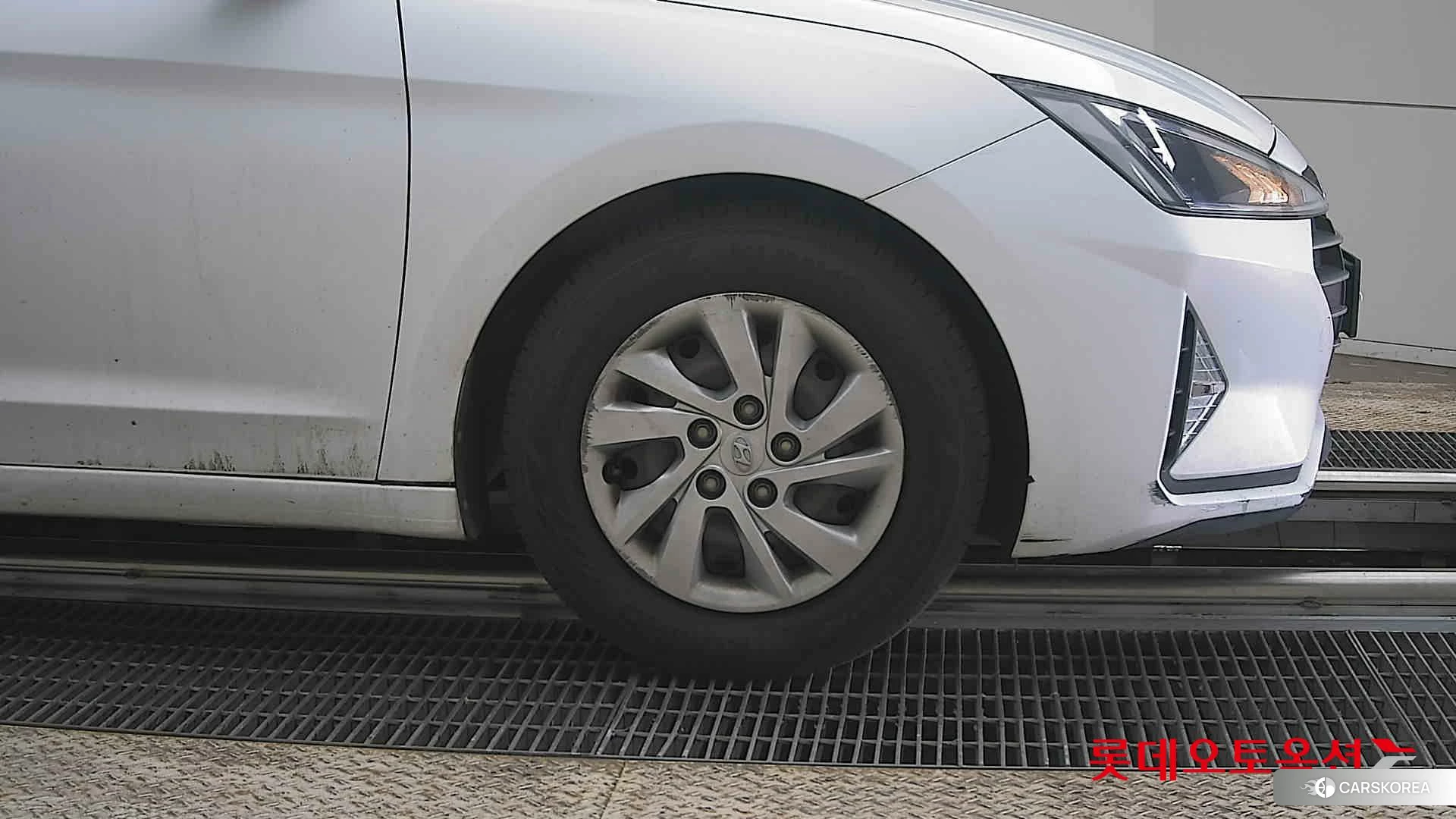 Hyundai Avante id 3888348 из Кореи 15