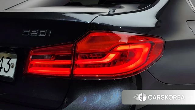 BMW 5 Series (G30) id 4384257 из Кореи 15