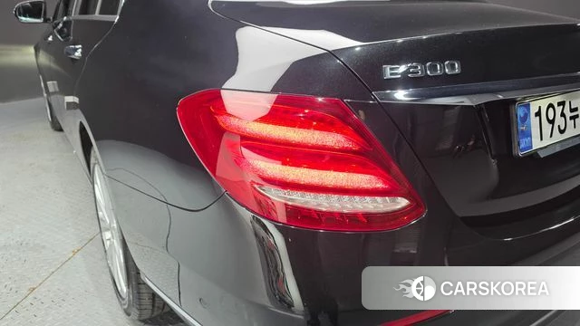 Mercedes-Benz E-Class W213 id 4530268 из Кореи 15