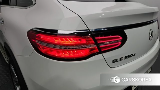 Mercedes-Benz GLE - Class W166 id 4551852 из Кореи 15