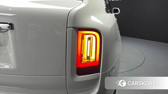Rolls-Royce Cullinan id 4350983 из Кореи 15