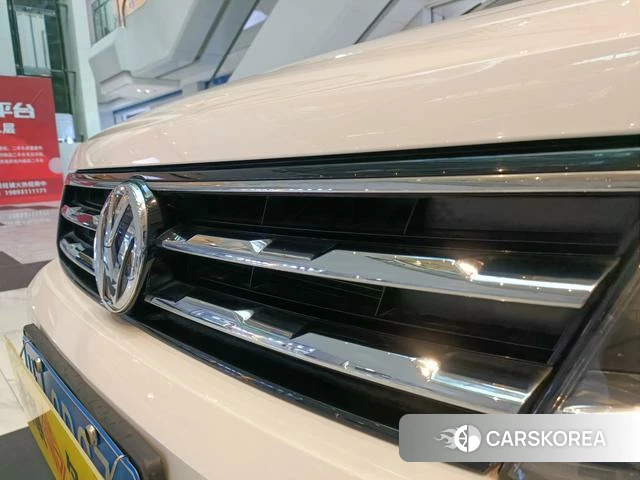 Volkswagen Tiguan L id 3882651 из Китая 15