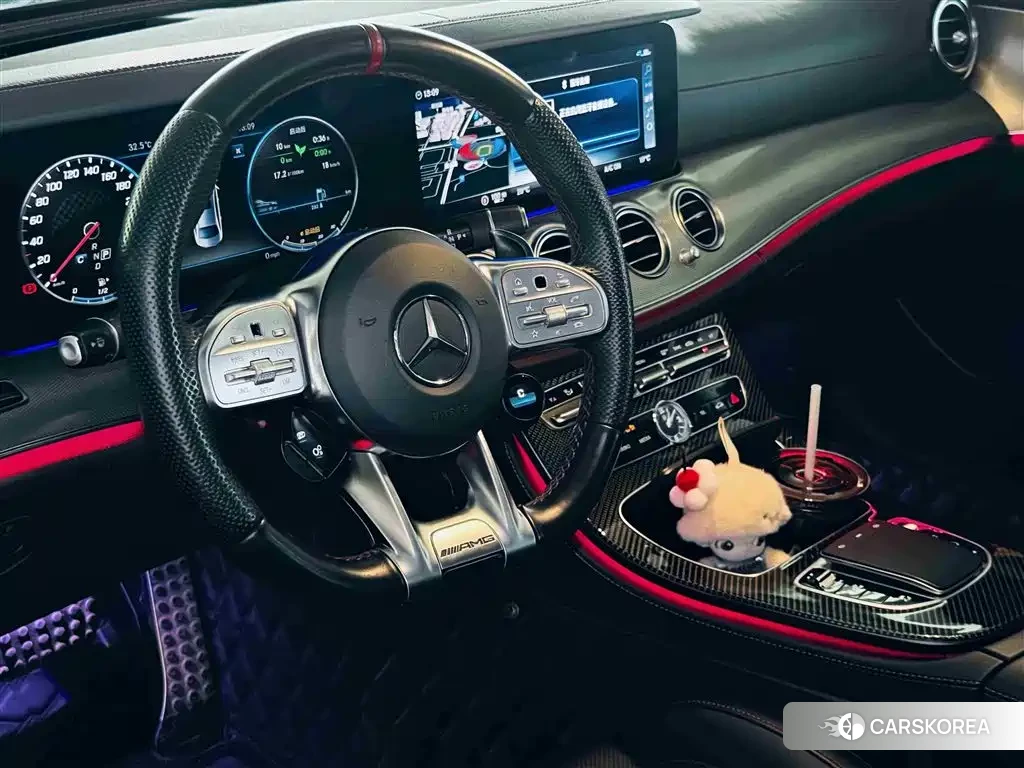 Mercedes-Benz E-class AMG id 4654609 из Китая 15