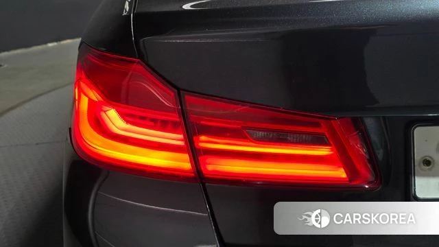 BMW 5 Series (G30) id 4520849 из Кореи 15