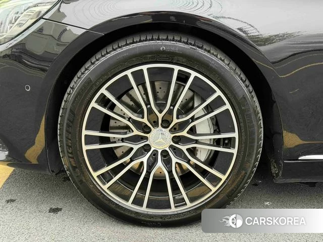 Mercedes-Benz S-class id 4220949 из Китая 15