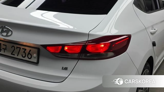 Hyundai Avante AD id 4525788 из Кореи 15
