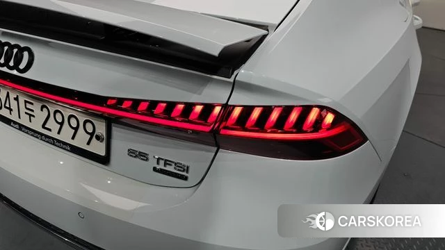 Audi A7 (4K) id 4245421 из Кореи 15