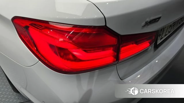 BMW 5 Series (G30) id 4331676 из Кореи 15