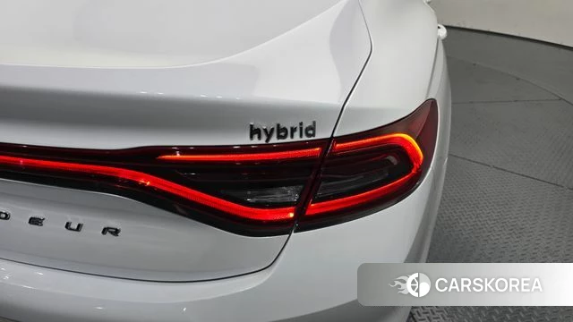 Hyundai Grandeur IG Hybrid id 4520650 из Кореи 15