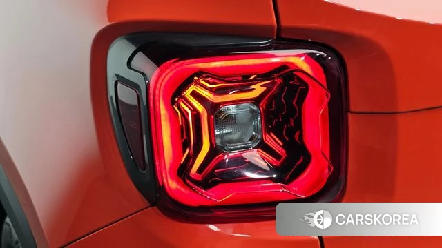 Jeep Renegade id 4625505 из Кореи 15