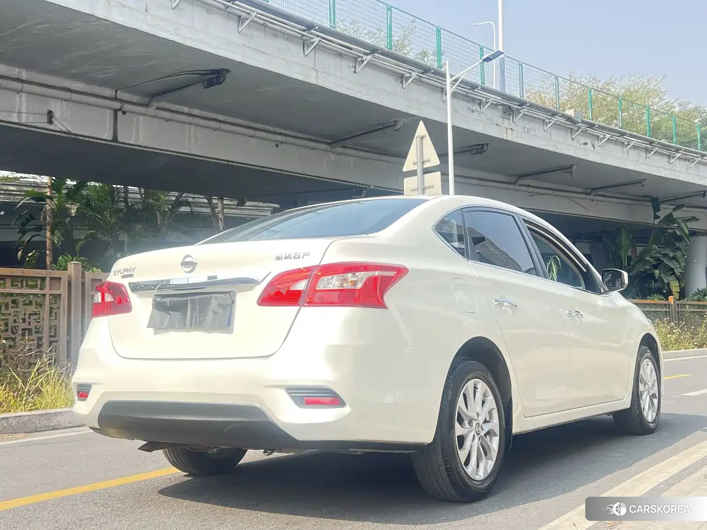Nissan Sylphy id 4644387 из Китая 15