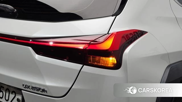 Lexus UX250h id 4677587 из Кореи 15
