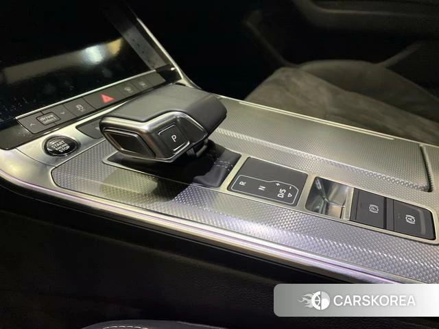 Audi A6L id 4333278 из Китая 15